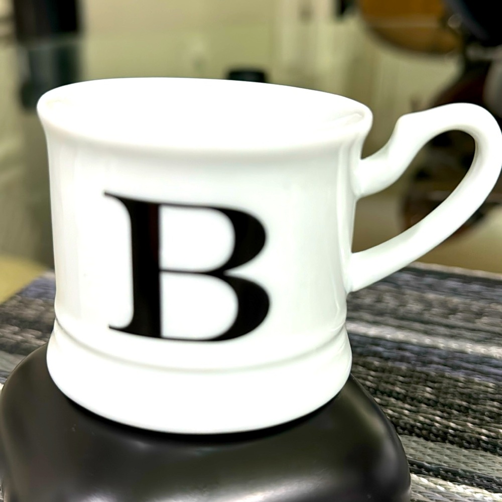 WILLIAMS SONOMA Monogram espresso cup